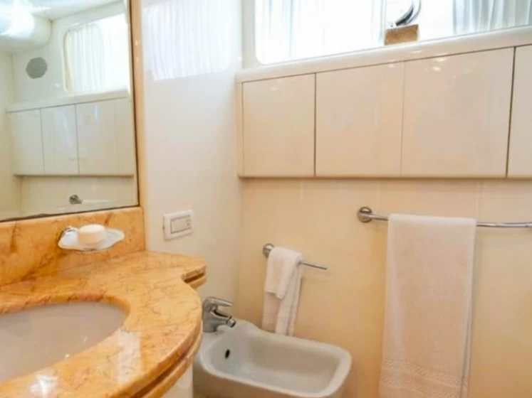 Aicon Aicon75 fly bridge  mieten Miami