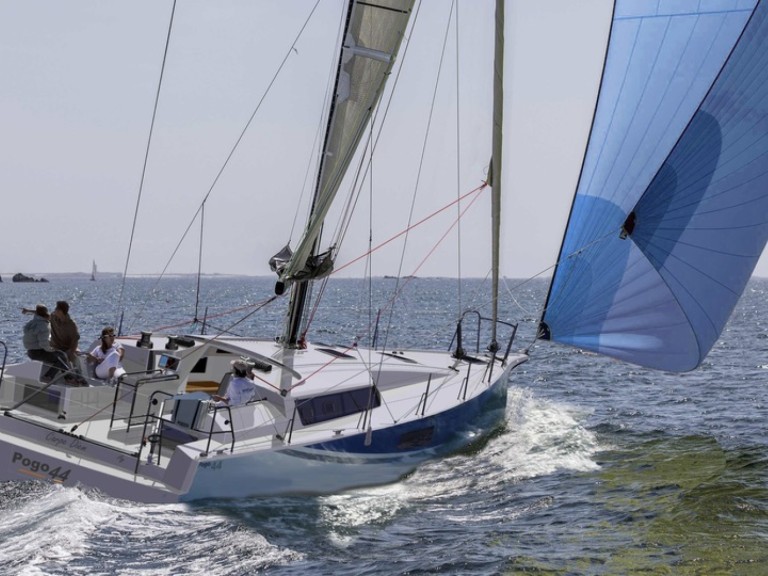 Vermietung Segelboot Pogo Structures mit Führerschein