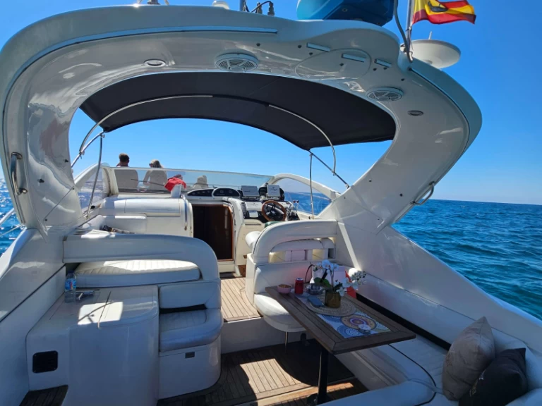 Motorboot mit oder ohne Skipper Fairline mieten in Marbella