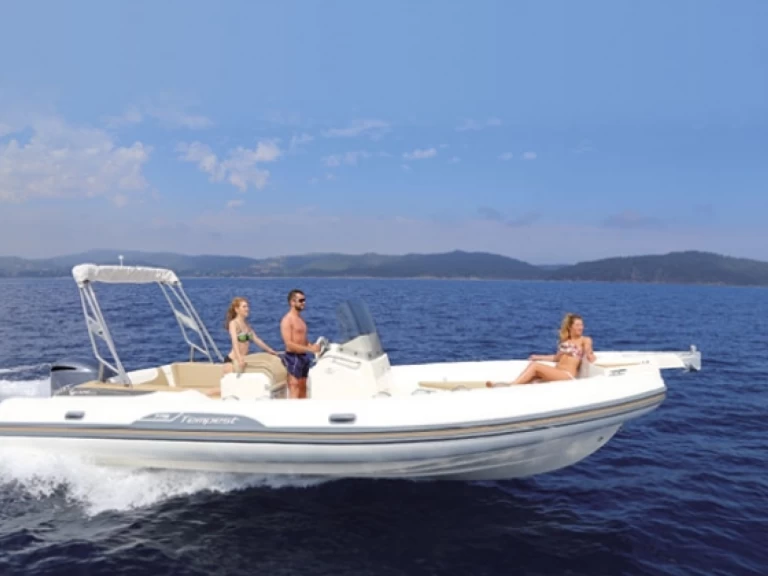 Schlauchboot mieten in Propriano - Capelli Tempest 775 Open