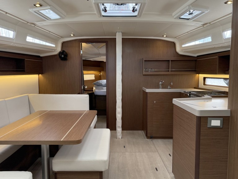 Vermietung Segelboot Bénéteau mit Führerschein