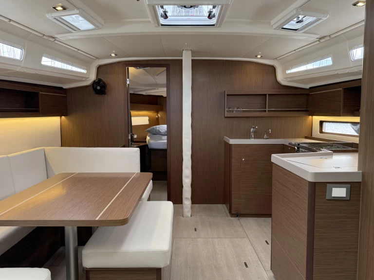 Vermietung Segelboot Bénéteau mit Führerschein