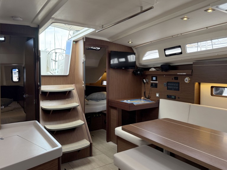 Bénéteau Oceanis 40.1 mieten Biograd na Moru