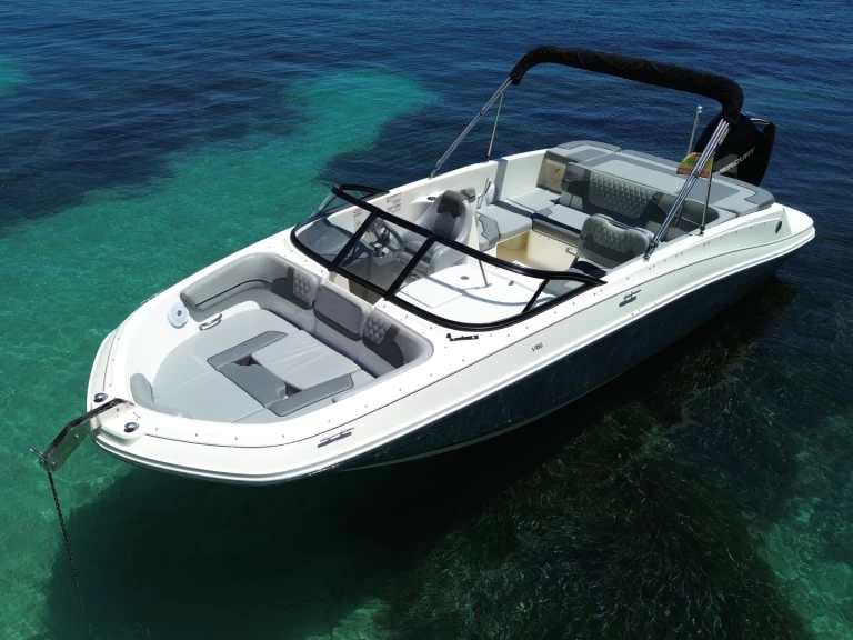 Motorboot mieten in Ibiza Town - Bayliner VR6 OB