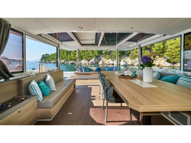 Katamaran mieten in Sant Antoni de Portmany zum besten Preis