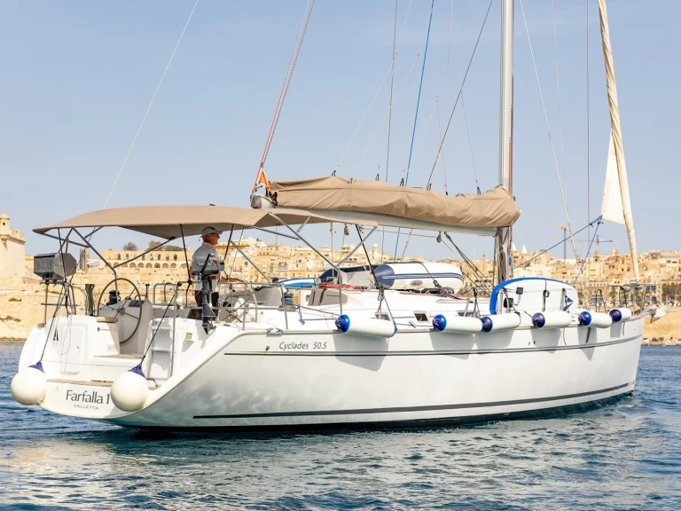 Ein Bénéteau Cyclades 50.5 mieten in Kalkara