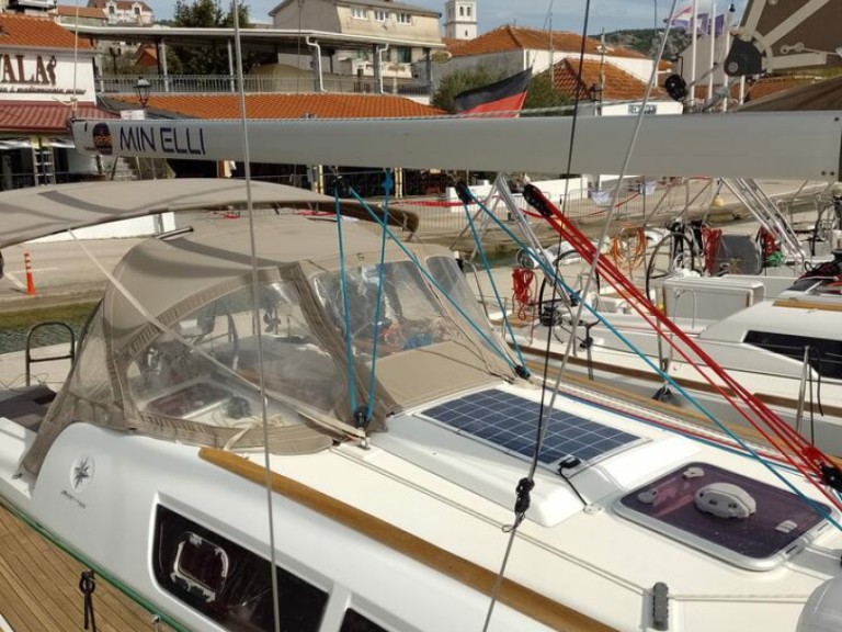 Boot mieten Gouviá günstig Sun Odyssey 33i