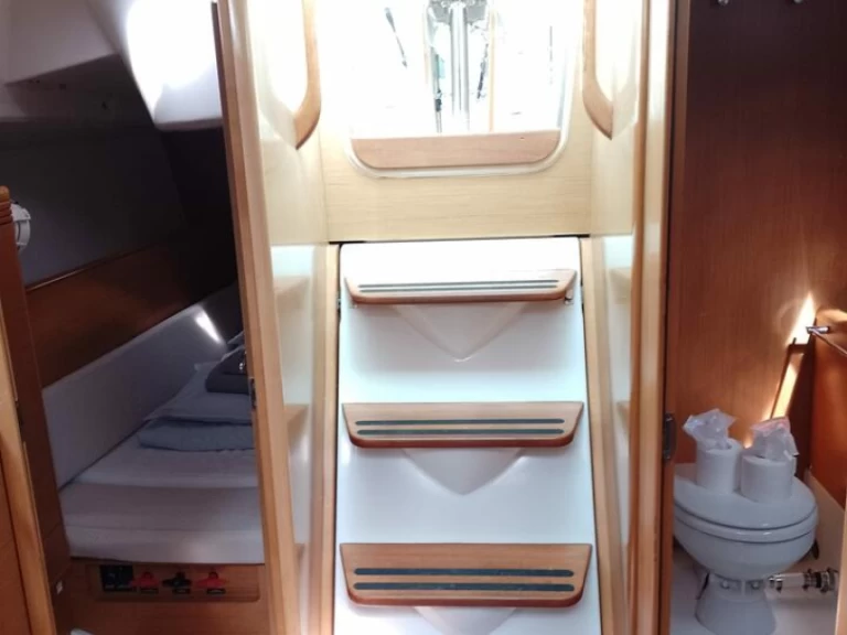 Segelboot mieten in Gouviá - Jeanneau Sun Odyssey 33i