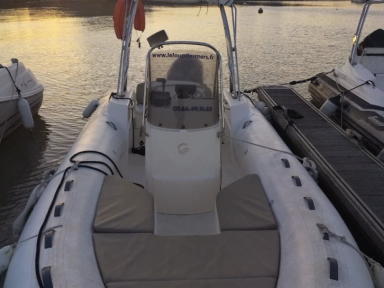 Schlauchboot mieten in Châtelaillon-Plage zum besten Preis