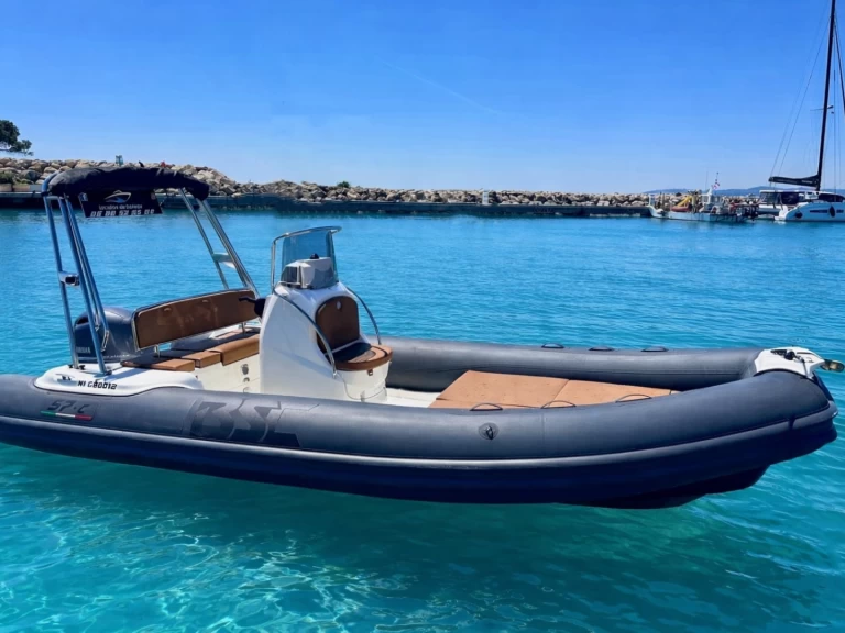 Schlauchboot mit oder ohne Skipper Bsc mieten in Nizza