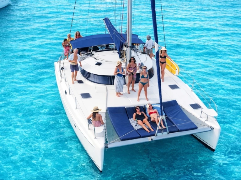 Fountaine Pajot Athena 38 mieten Porroig