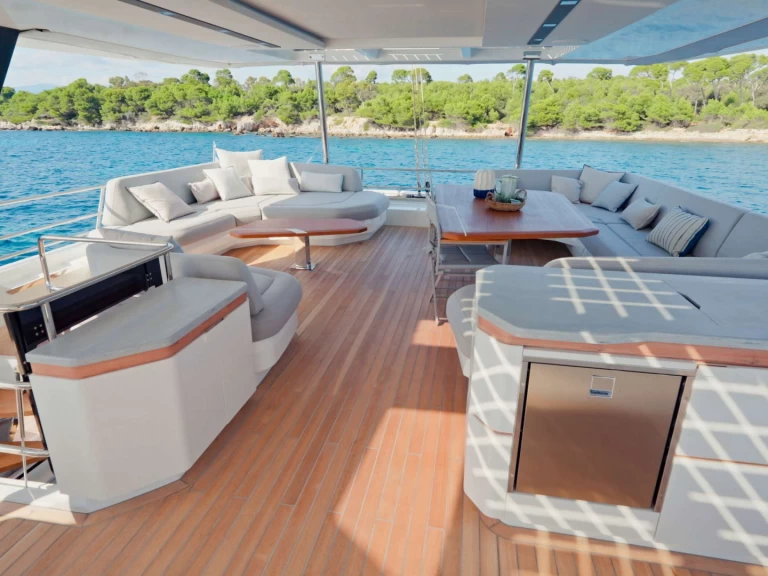 Ein Fountaine Pajot Thira 80 mieten in Karibik