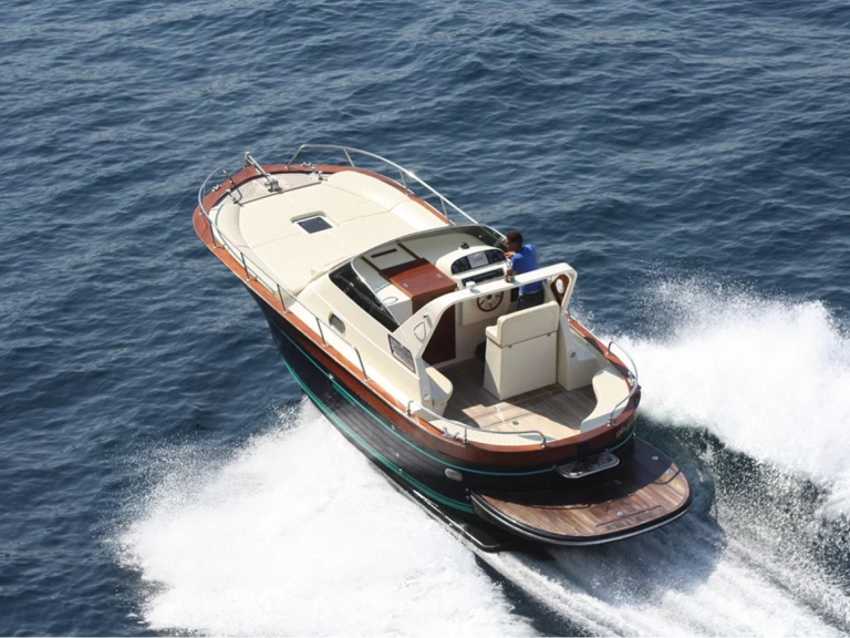 Jeranto Gozzo 30C mieten Positano