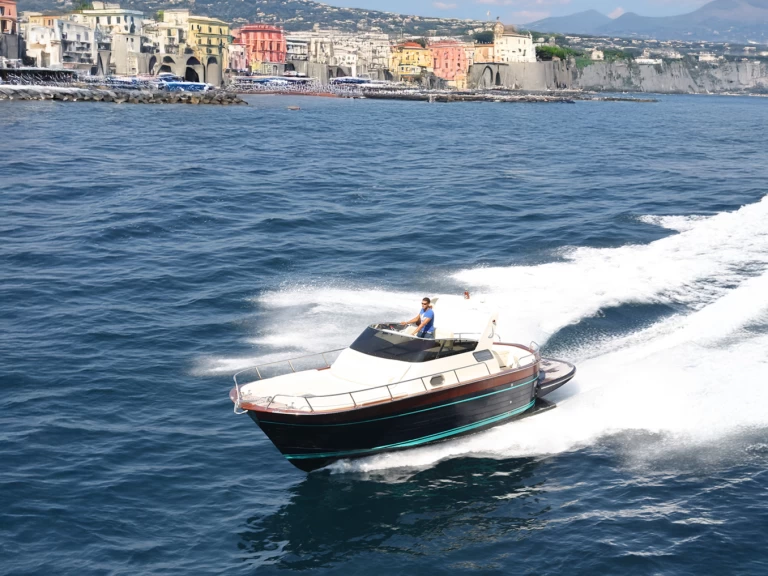 Jeranto Sorrento 30Coupè mieten Sorrent