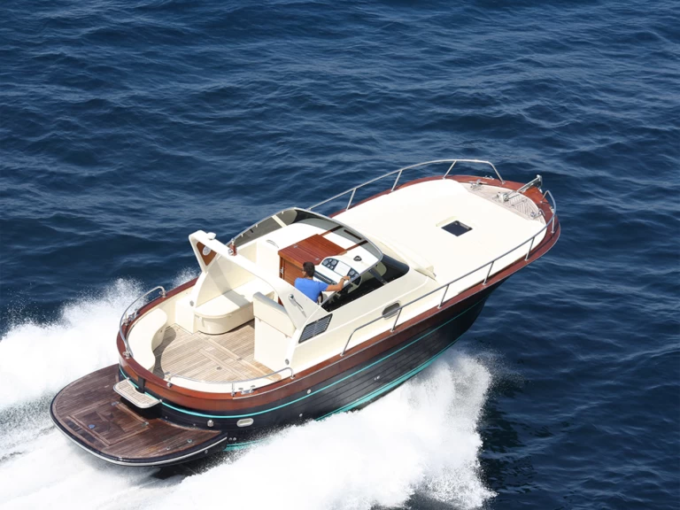 YachtCharter in Sorrent - Jeranto Sorrento 30Coupè auf SamBoat