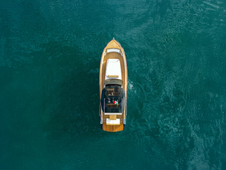 Ein Allure 38 mieten in Amalfi