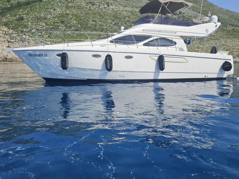 Vermietung Motorboot CARNEVALLI mit Führerschein