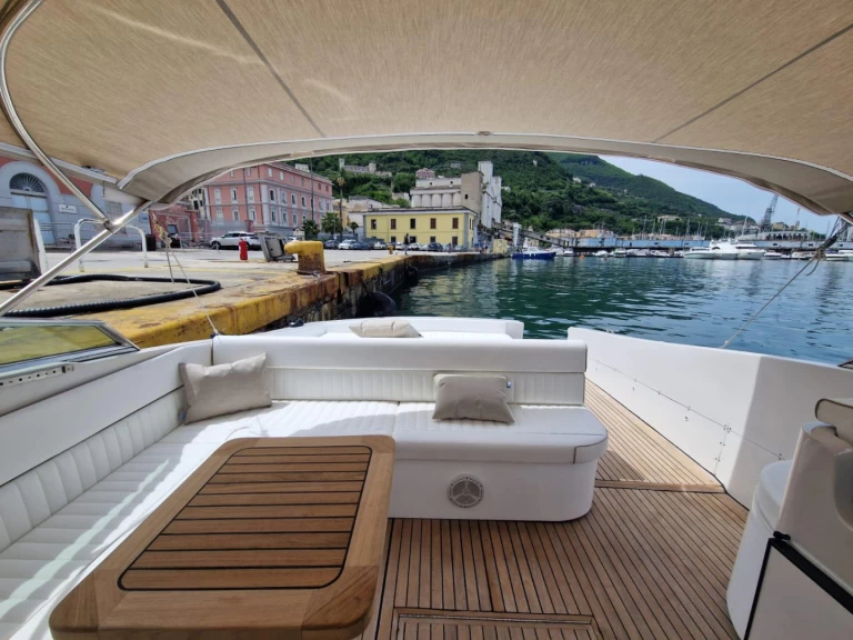 Motorboot mieten in Positano zum besten Preis