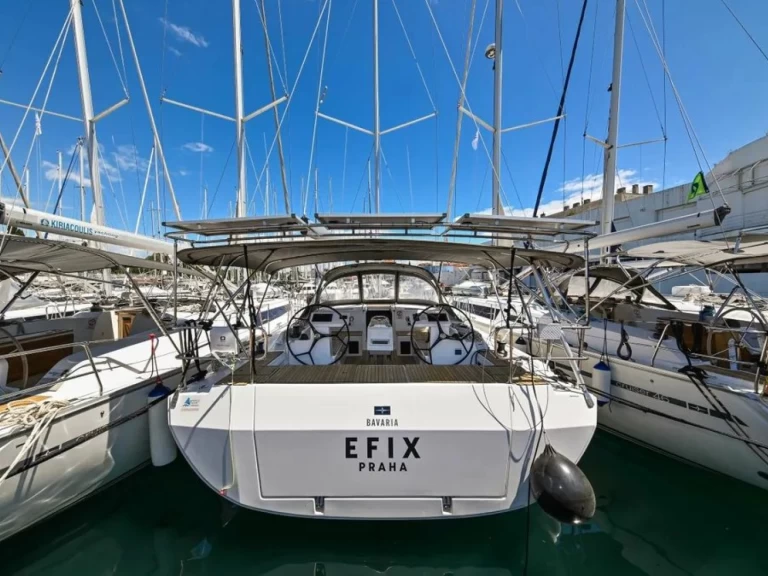 Ein Bavaria Bavaria C45 mieten in Zadar