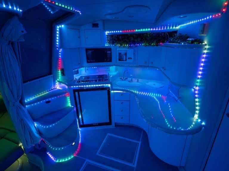 Ein Sea Ray Sea Ray 400 Sundancer mieten in Miami