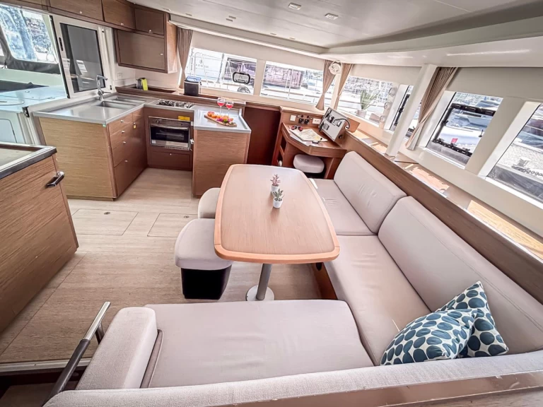 Ein Lagoon Lagoon 450 F mieten in Primošten