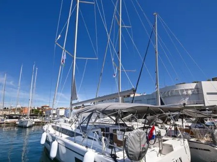 YachtCharter in Zadar - Bavaria Bavaria C46 auf SamBoat