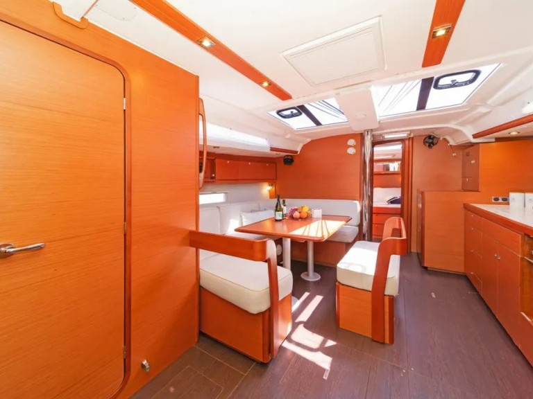 Segelboot mit oder ohne Skipper Dufour mieten in Ávdira