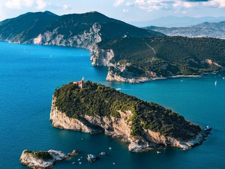 Motorboot mit oder ohne Skipper Mimi mieten in La Spezia