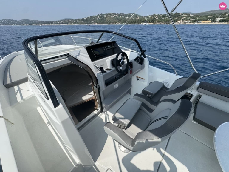 YachtCharter in Frankreich - Jeanneau Cap Camarat 7.5 WA auf SamBoat