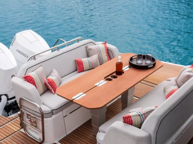 Bootsverleih Bénéteau Gran Turismo 36 Makarska Samboat