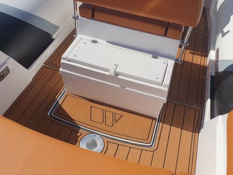 Tiger Tiger TL 650 mieten Bormes-les-Mimosas