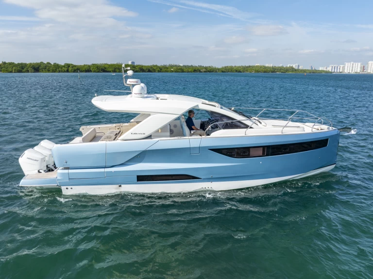 Bootsverleih Jeanneau db 43 Miami Samboat