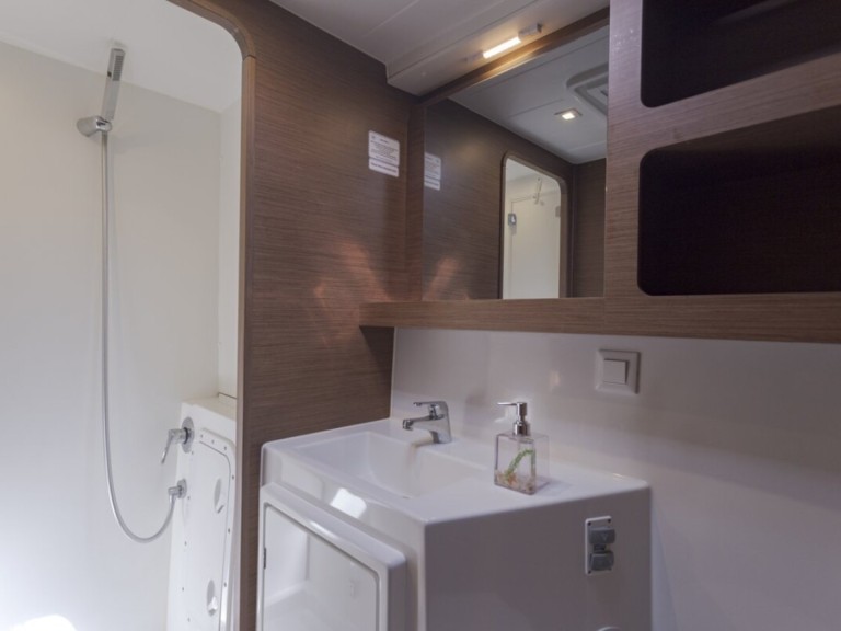 Katamaran mieten in Trogir - Lagoon Lagoon 42