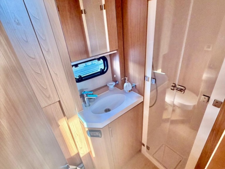 Katamaran mit oder ohne Skipper Bali mieten in Primošten