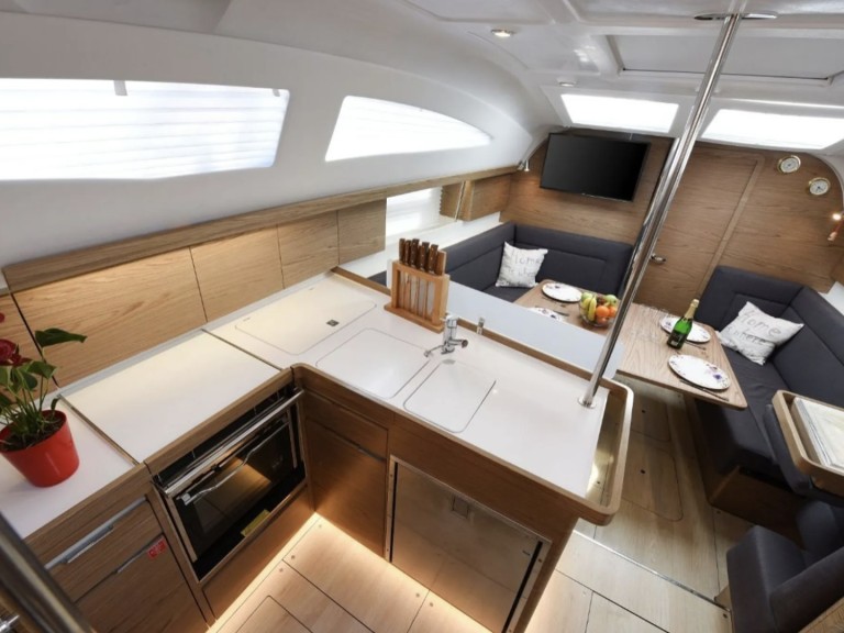 YachtCharter in Sutomišćica - Elan Impression 40 auf SamBoat