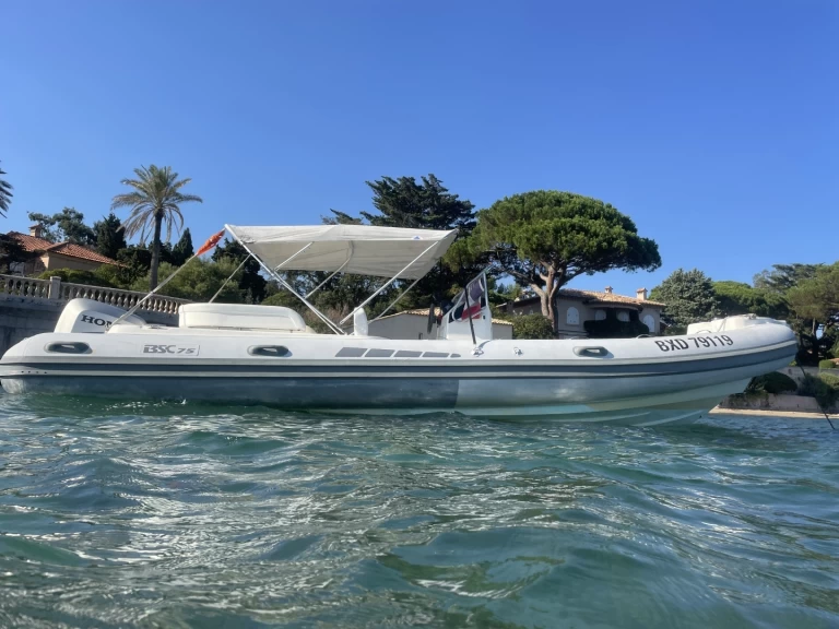 Schlauchboot mit oder ohne Skipper Bsc mieten in Port Grimaud