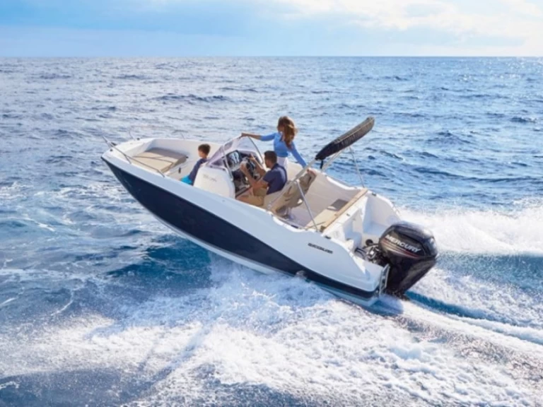 Vermietung Motorboot Quicksilver mit Führerschein