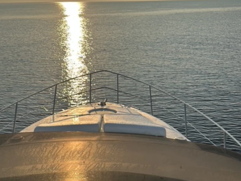 Bootsverleih Azimut Azimut 42 Fly San Vincenzo Samboat