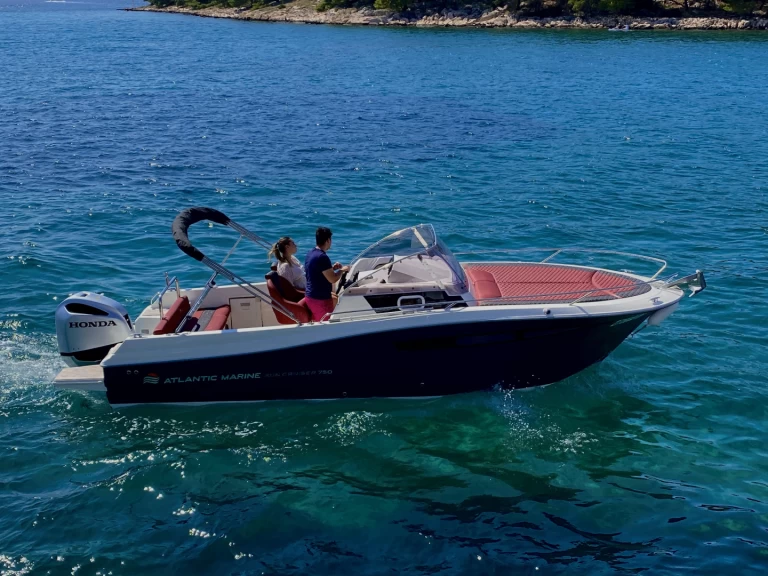 Atlantic 730 Sun Cruiser mieten Tribunj