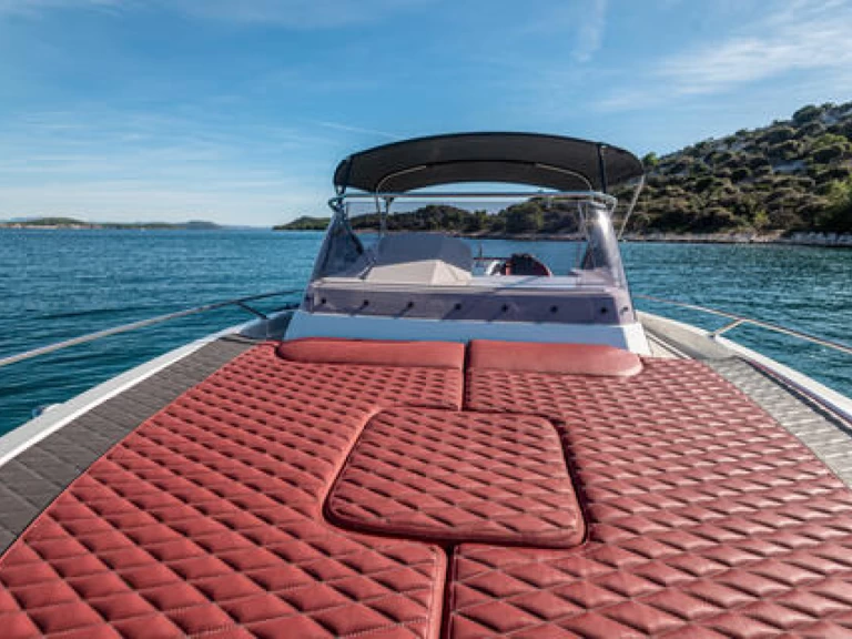 YachtCharter in Tribunj - Atlantic 730 Sun Cruiser auf SamBoat