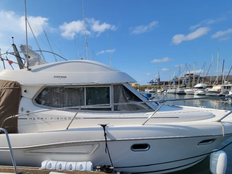 Boot mieten Anglet günstig Merry Fisher 925 Fly