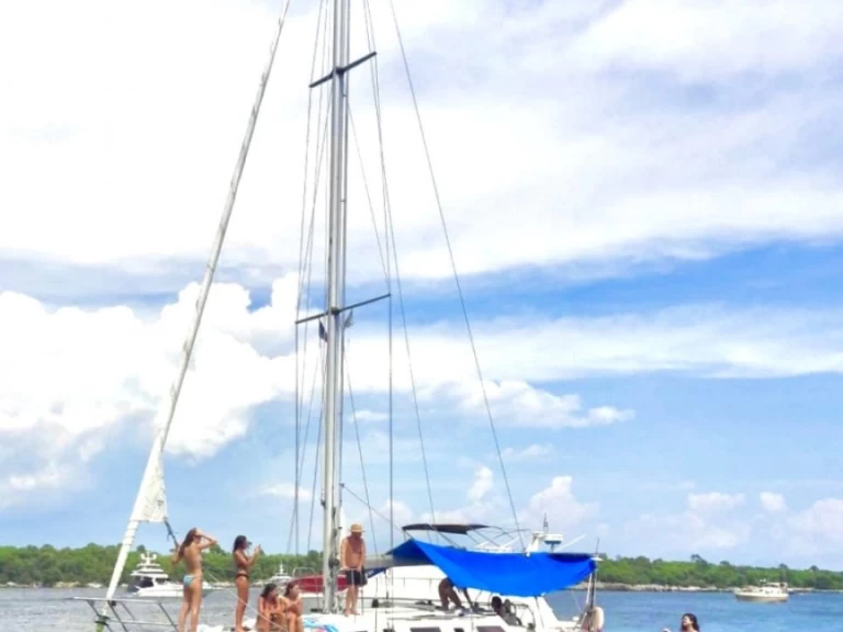 Ein Jeanneau Sun Charm 39 mieten in Antibes