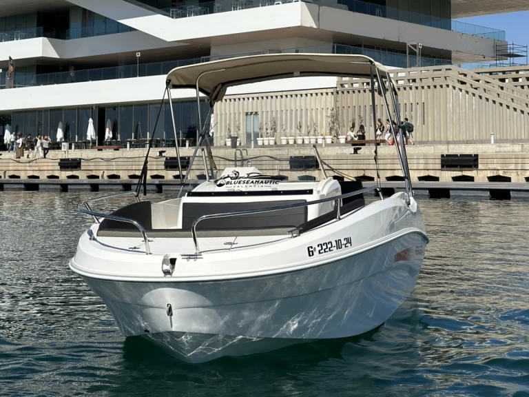 Motorboot mieten in Valencia zum besten Preis