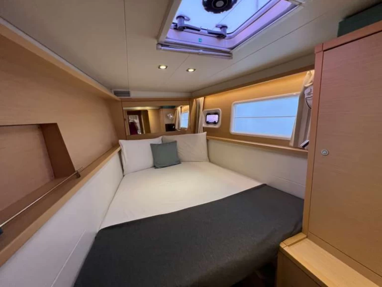 Bootsverleih Lagoon Lagoon 450 F Neapel Samboat