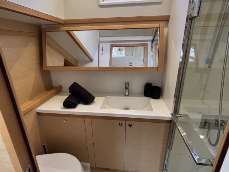 Boot mieten Capo d'Orlando günstig Lagoon 52 F