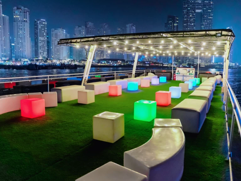 Yacht mieten in Dubaï harbour zum besten Preis