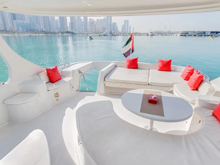 Yacht mit oder ohne Skipper Azimut mieten in Dubaï harbour