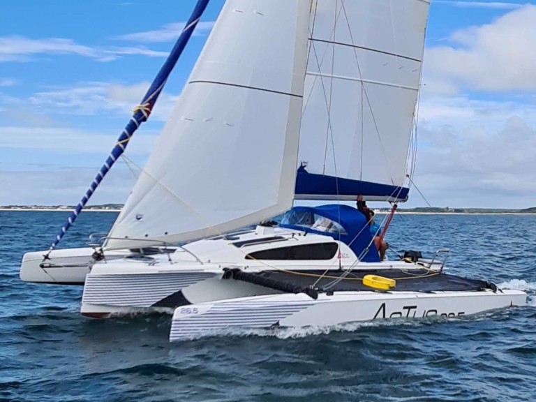 Ein ASTUS BOATS ASTUS 26.5 mieten in La Trinité-sur-Mer