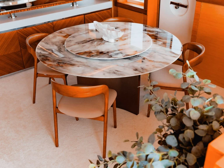 Yacht mieten in Dubaï harbour - Sunseeker Silo