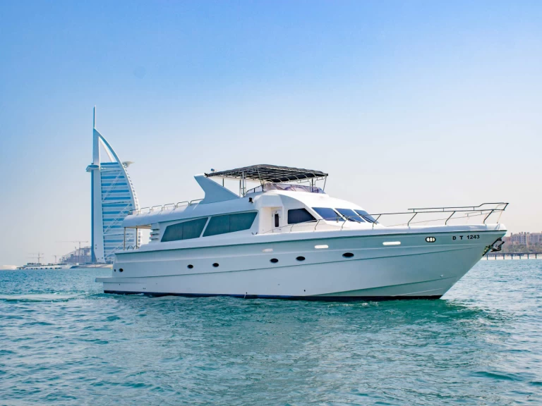 Yacht mieten in Dubaï harbour - Sunseeker Aura